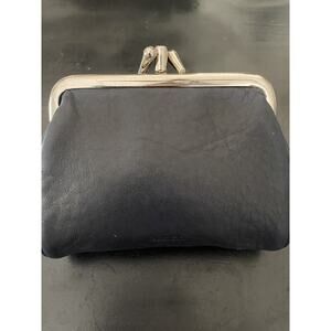 Ladies Buxton Genuine Leather Coin Purse, Black. LAST CHANCE